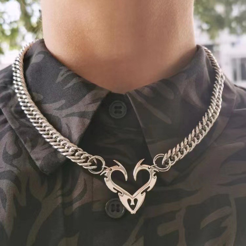 Men'S Accessories Instagram - Fashionable Titanium Steel Totem Heart-Shaped Pendant